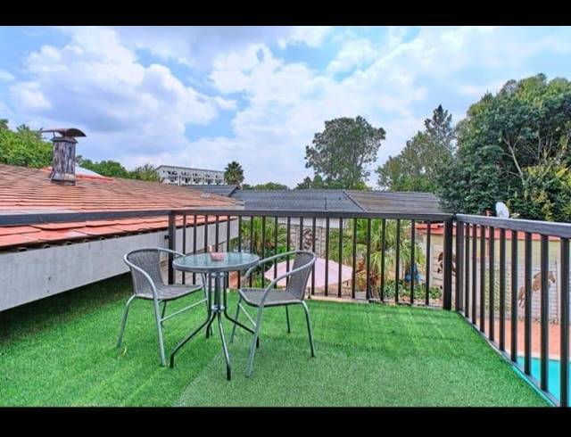 5 BEDROOM PROPERTY TO RENT IN RIVONIA